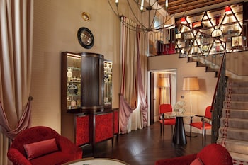 St. Regis Suite