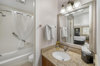Standard Room, 1 King Bed, Non Smoking, Refrigerator & Microwave