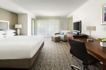 Room, 1 King Bed, Balcony