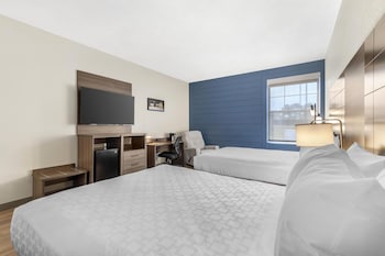 Standard Room, 2 Queen Beds, Accessible, Non Smoking