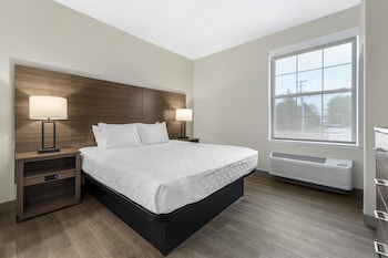 Suite, 1 King Bed, Non Smoking, Jetted Tub