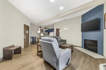 Suite, 1 King Bed, Non Smoking, Jetted Tub
