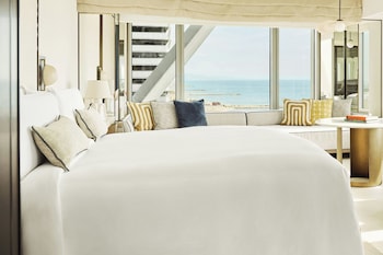 Room, 1 King Bed, Sea View (Panorama Lateral Sea View)