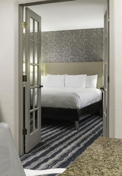 Deluxe Room, 1 King Bed, Non Smoking