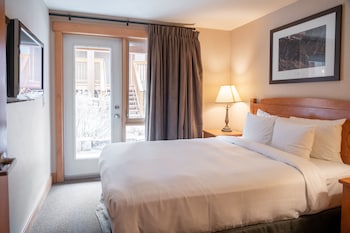 Premier Loft (2 Bedroom Condo - with Game room)