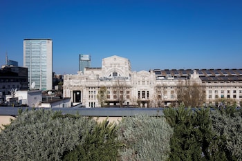 Deluxe Double Room, City View