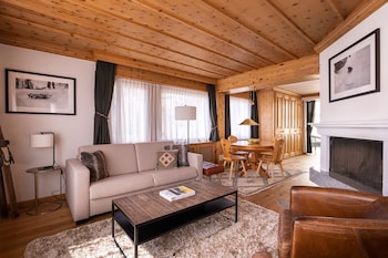 Luxury Suite (Steffani)