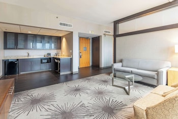 Junior Suite, 1 King Bed