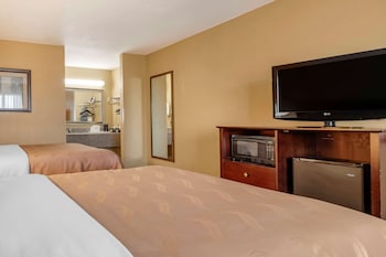 Standard Room, 2 Queen Beds, Smoking