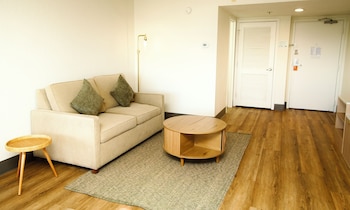 Tower Studio Suite (Newly Renovated)