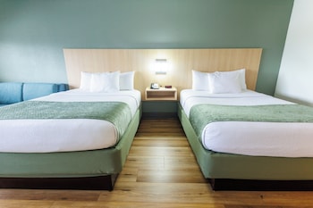Two Beds Tower (Newly Renovated)