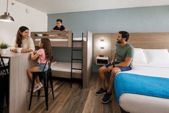 Family King Interior View (Newly Renovated)