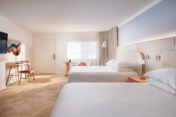 Premium Room (2 King Beds)