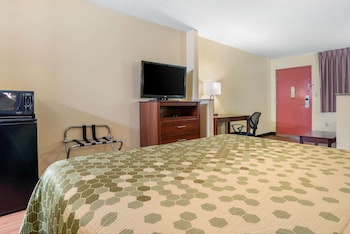 Suite, 1 King Bed, Non Smoking