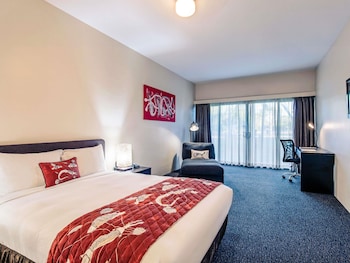 Classic Queen Room