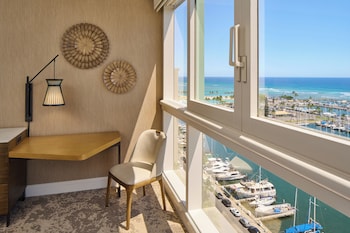 Accessible Ocean Front 2 Queens