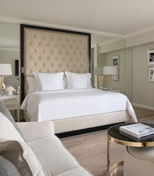 Executive Room, 1 King Bed (Wellness)