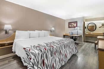 Superior Room, 1 King Bed (Smoke Free)