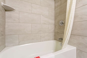 Superior Room, 1 King Bed, Non Smoking, Hot Tub (1st Floor)