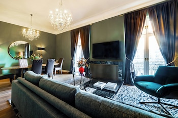 Suite (Excelsior)