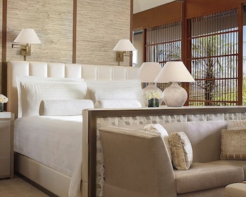 Suite (Makai)