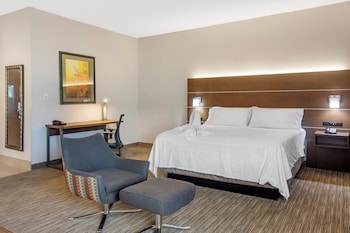 Suite, 1 King Bed, Jetted Tub