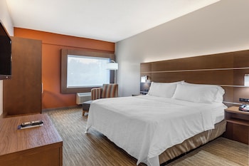 Standard Room, 1 King Bed
