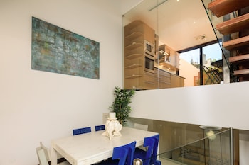 Deluxe Townhome, 3 Bedrooms, Private Pool