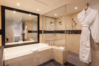 Penthouse (Suite)