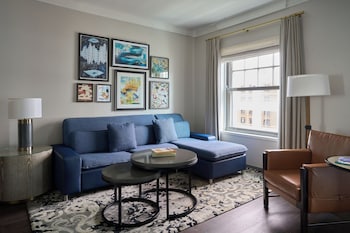 Suite, 1 King Bed with Sofa bed