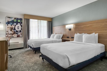Standard Room, 2 Queen Beds, Non Smoking, Refrigerator & Microwave