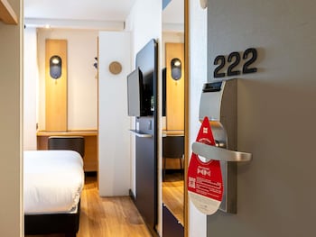 Standard Room, 2 Twin Beds