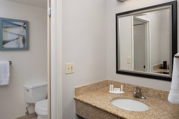 Room, 2 Double Beds (Hearing Accessible)