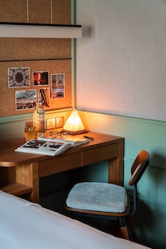 Eaton Room Double Bed (New Design)