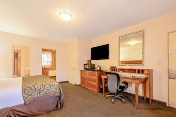 Executive Suite-Non-Smoking