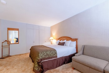 King Bed Apartment Non-Smoking