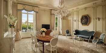 Lake View Heritage Suite