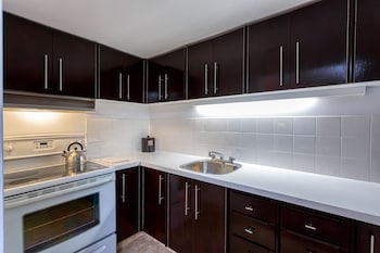 Premier Suite (King Bed)