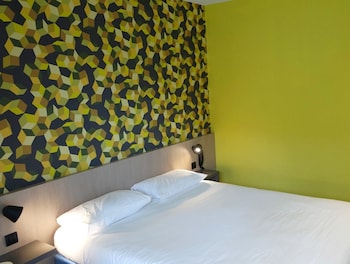 Classic Double Room, 1 Queen Bed