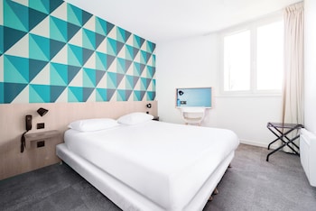 Classic Double Room, 1 Queen Bed