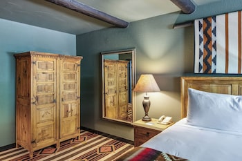 Room, 1 King Bed, Accessible (Nuevo King - Accessible)