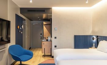 Superior Deluxe Room with 2 single size beds in the Deluxe Building