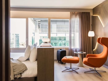 Junior Suite, 1 Queen Bed (in Plaza Building)