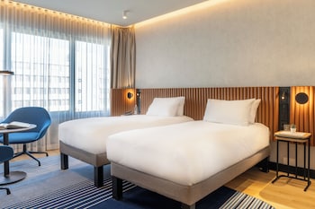 Superior Deluxe Room with 2 single size beds in the Deluxe Building