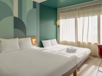 Standard Room, 1 Queen Bed with Sofa bed (in Plaza Building)