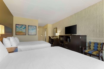 Standard Room, 2 Queen Beds, Non Smoking, Refrigerator & Microwave