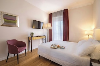 Suite, Balcony