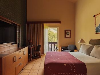 Suite, 1 King Bed