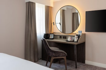 Superior Room, 1 King Bed