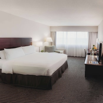 Standard Room, 1 Queen Bed